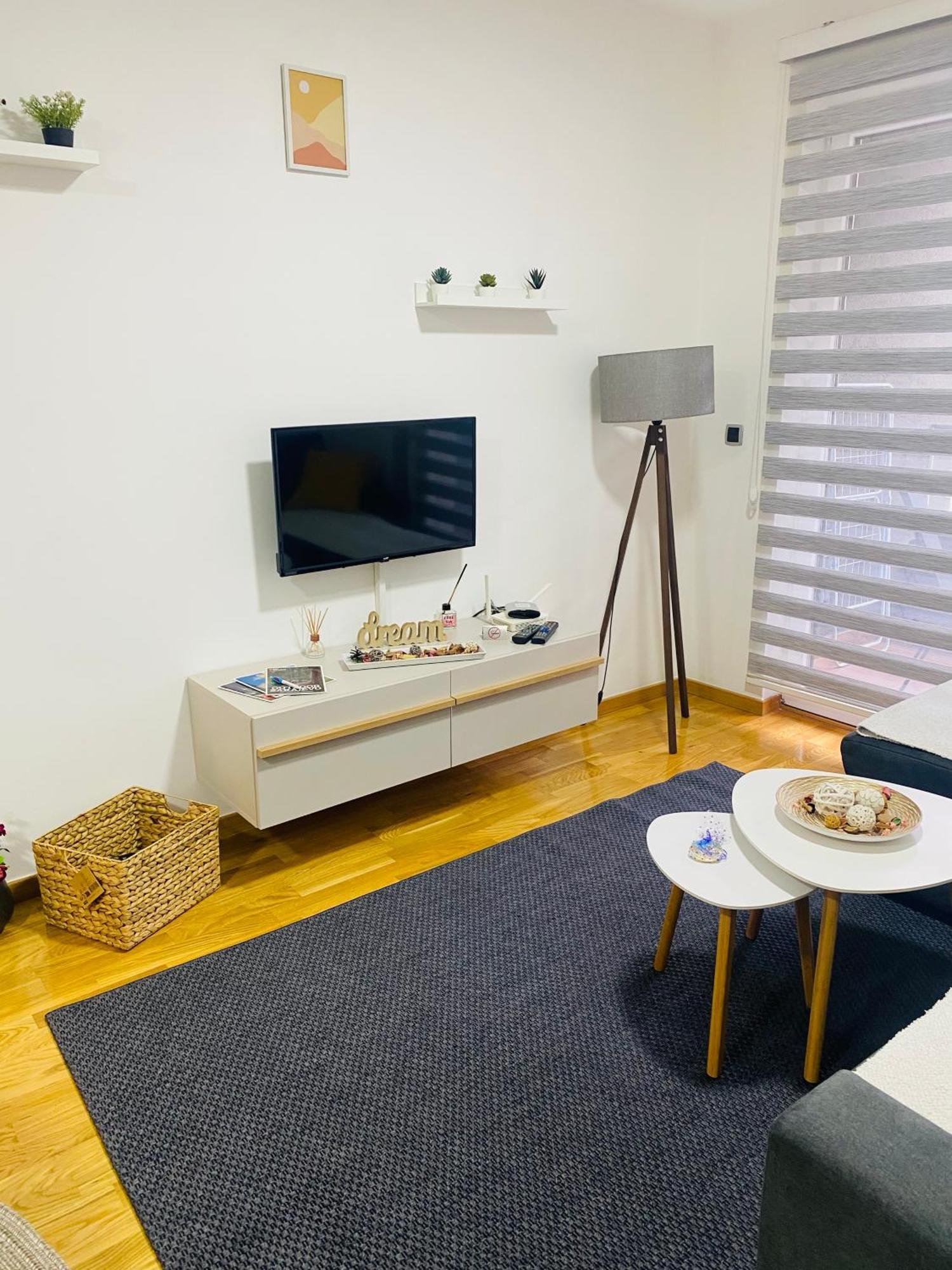 Atmartments Etna Bulevar, Free Private Parking Сараево Екстериор снимка