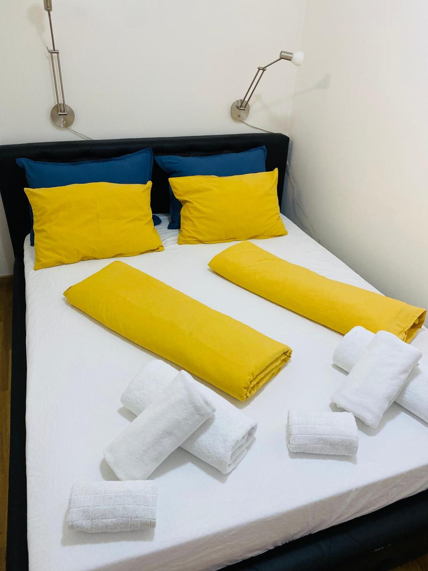 Atmartments Etna Bulevar, Free Private Parking Сараево Екстериор снимка
